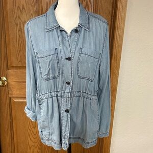 GAP Women's Light Blue Denim Utility Jacket